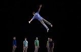 Esquive - Le plus petit cirque du monde - Gaëtan Levêque