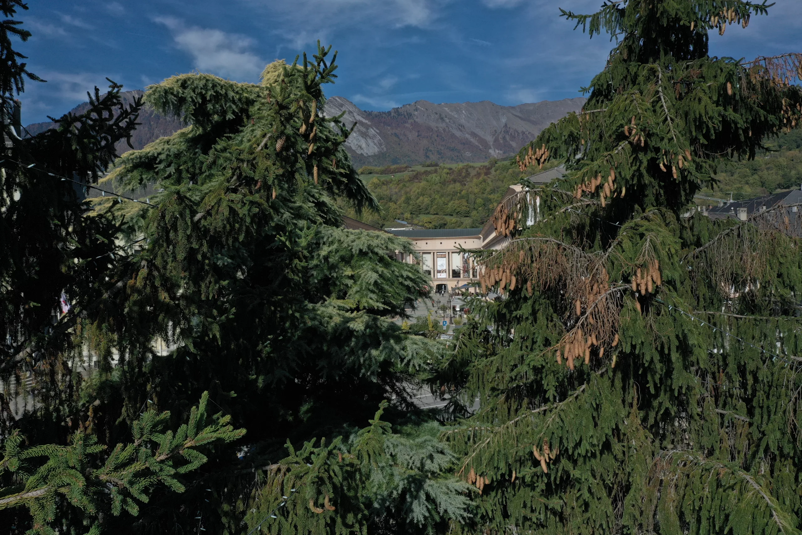 Le Dôme Théâtre et la nature - ©JC Goimard